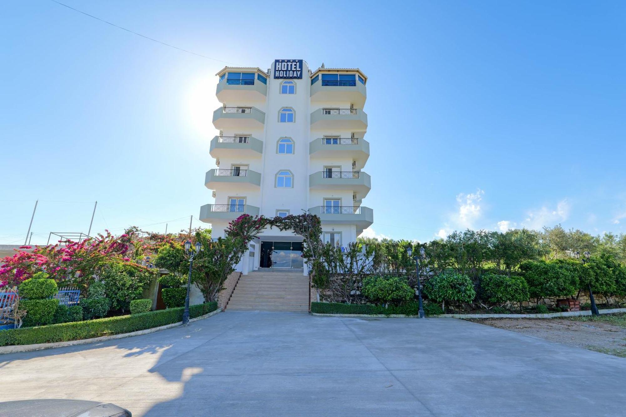 Hotel Holiday Sarande Exterior photo